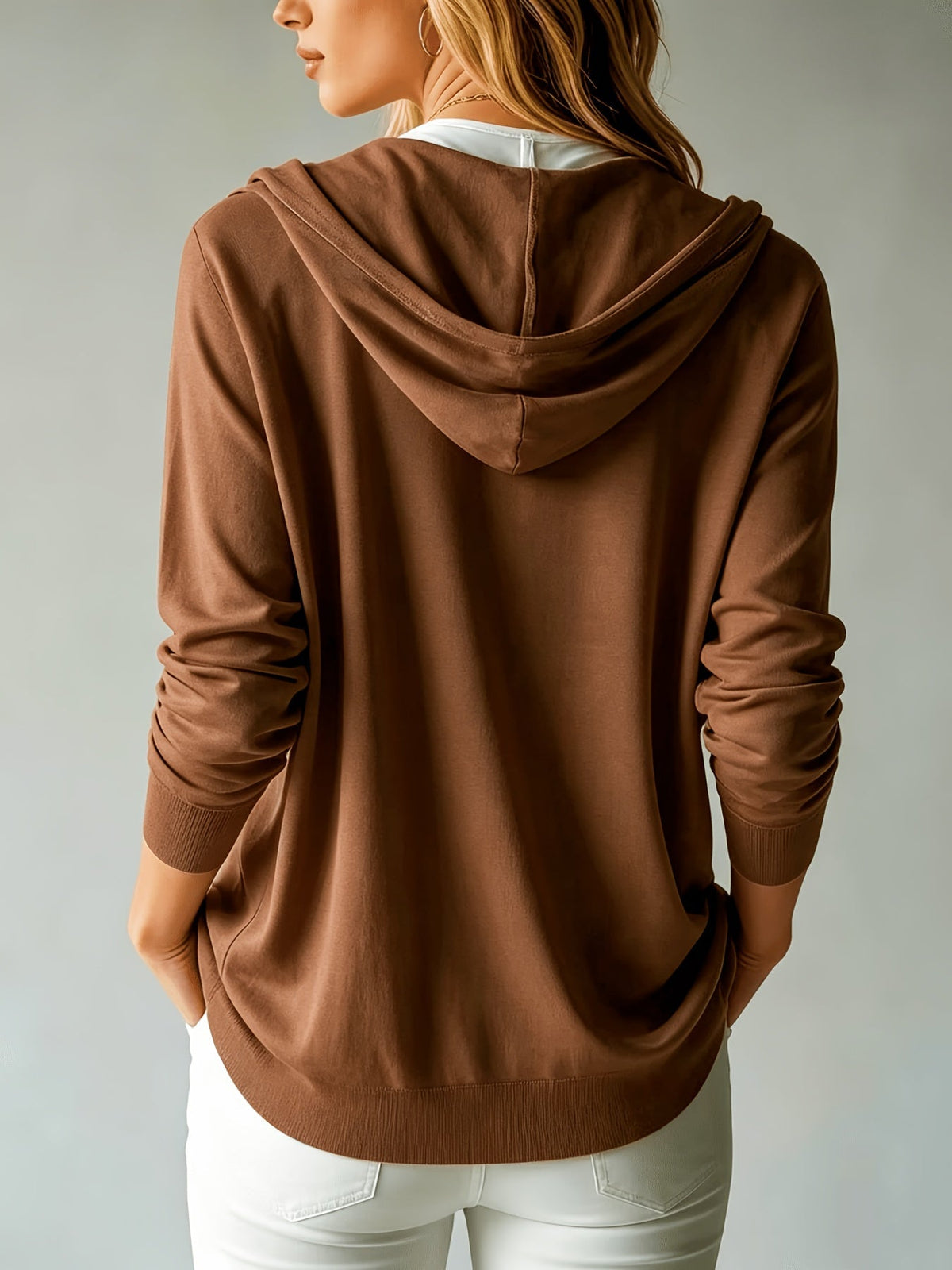 Sofie | Cappuccino cardigan med hætte og knapper