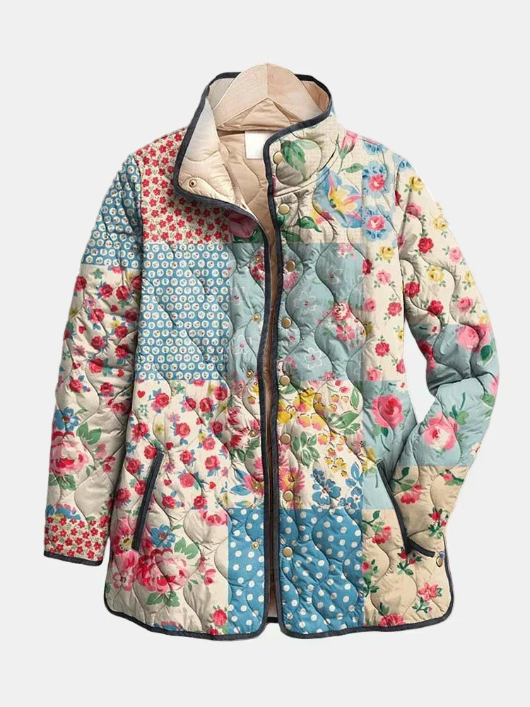 Astrid | Quiltet jakke med blomstret patchwork