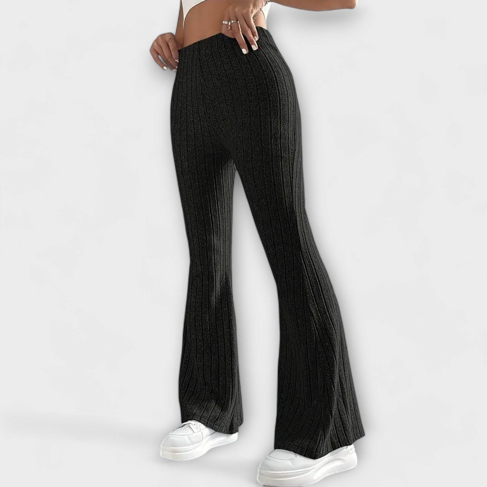Cerina™ - Elegant Schlagbuks