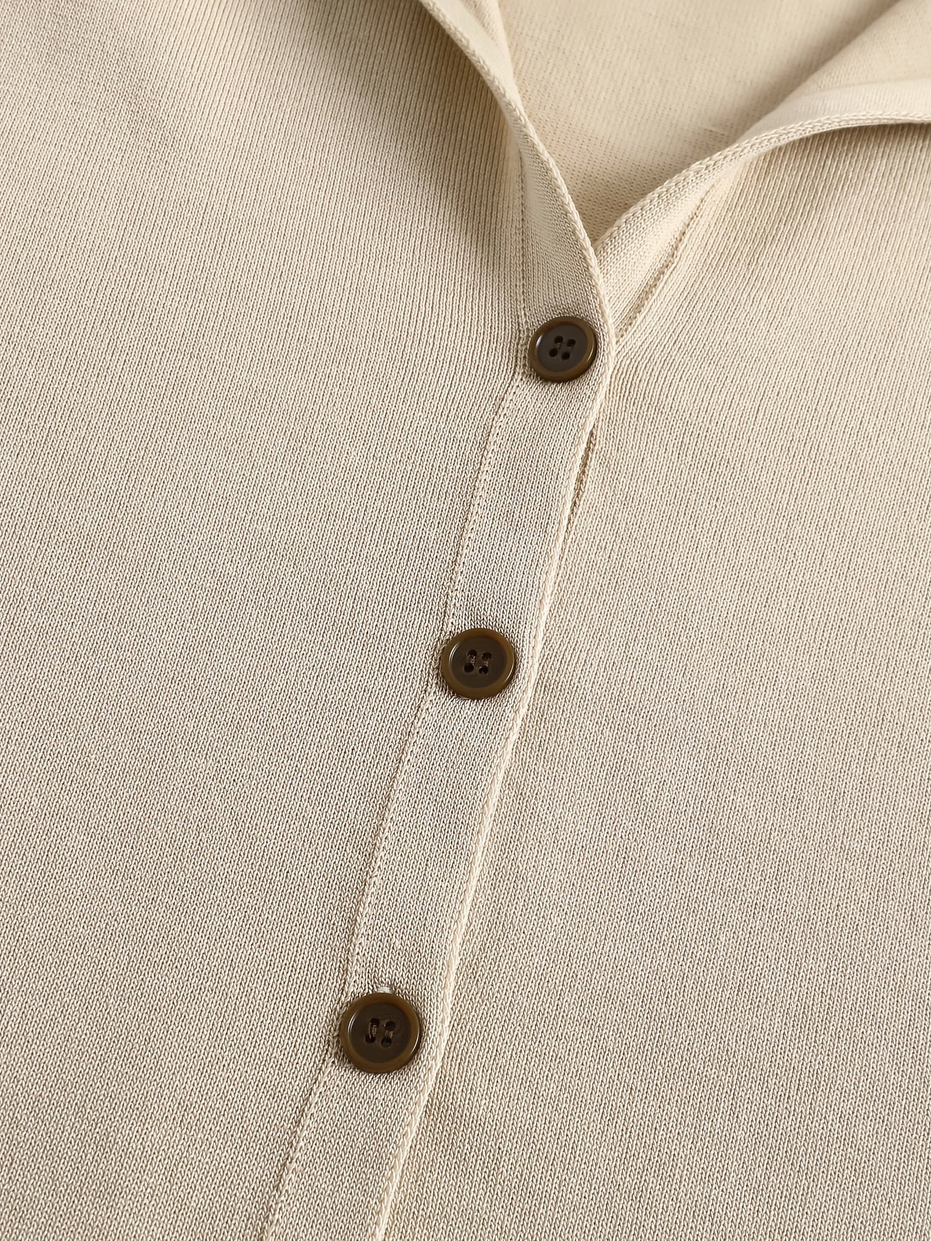 Nora | Khaki cardigan med hætte og knapper