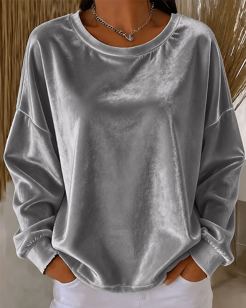 Astrid | Afslappet bluse med rund hals og drop shoulder