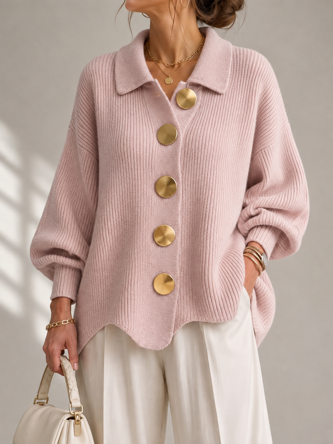 Dora | Oversized cardigan med krave og knapper