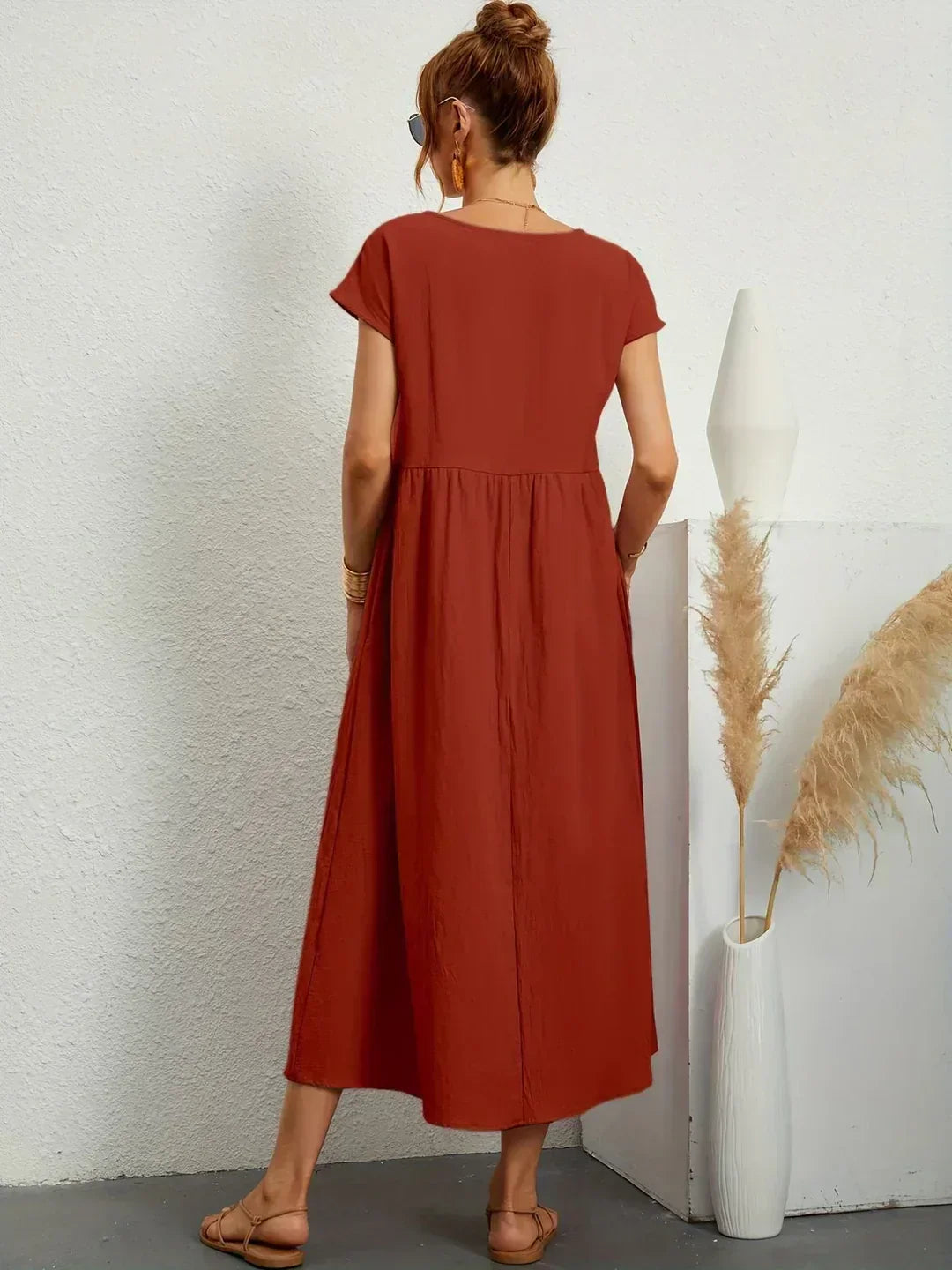 Ursina™ | Midi-kjole i flydende stof