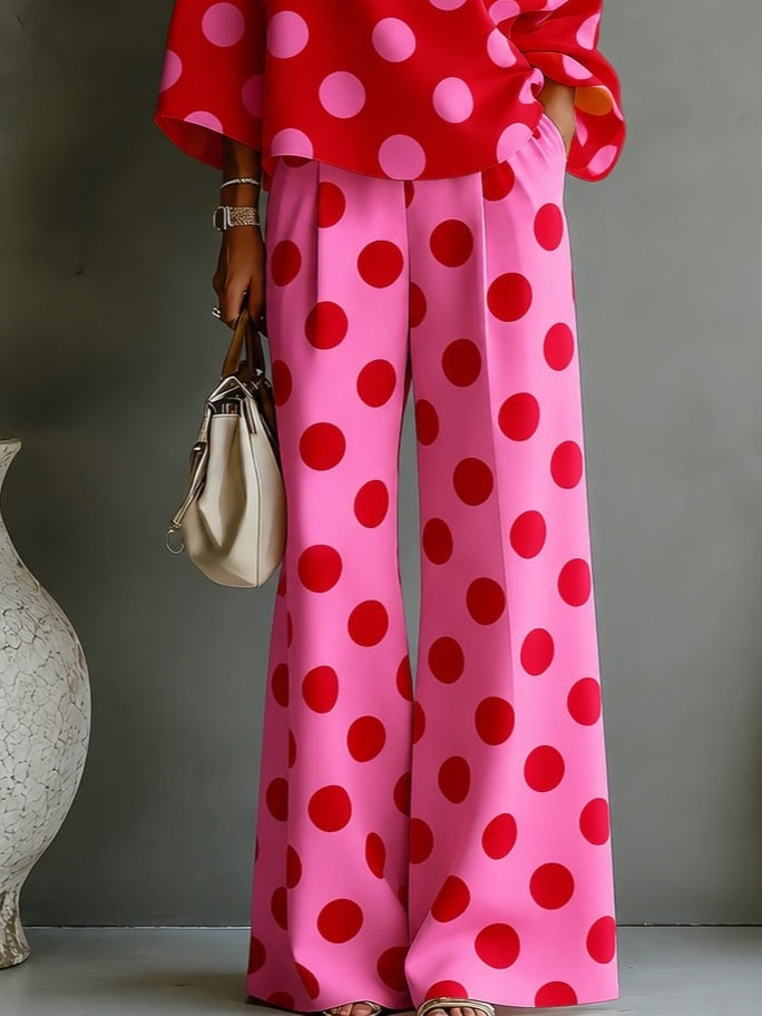 Mira | Rosa sæt med top og bukser med vide ben med prikket print med off-shoulder