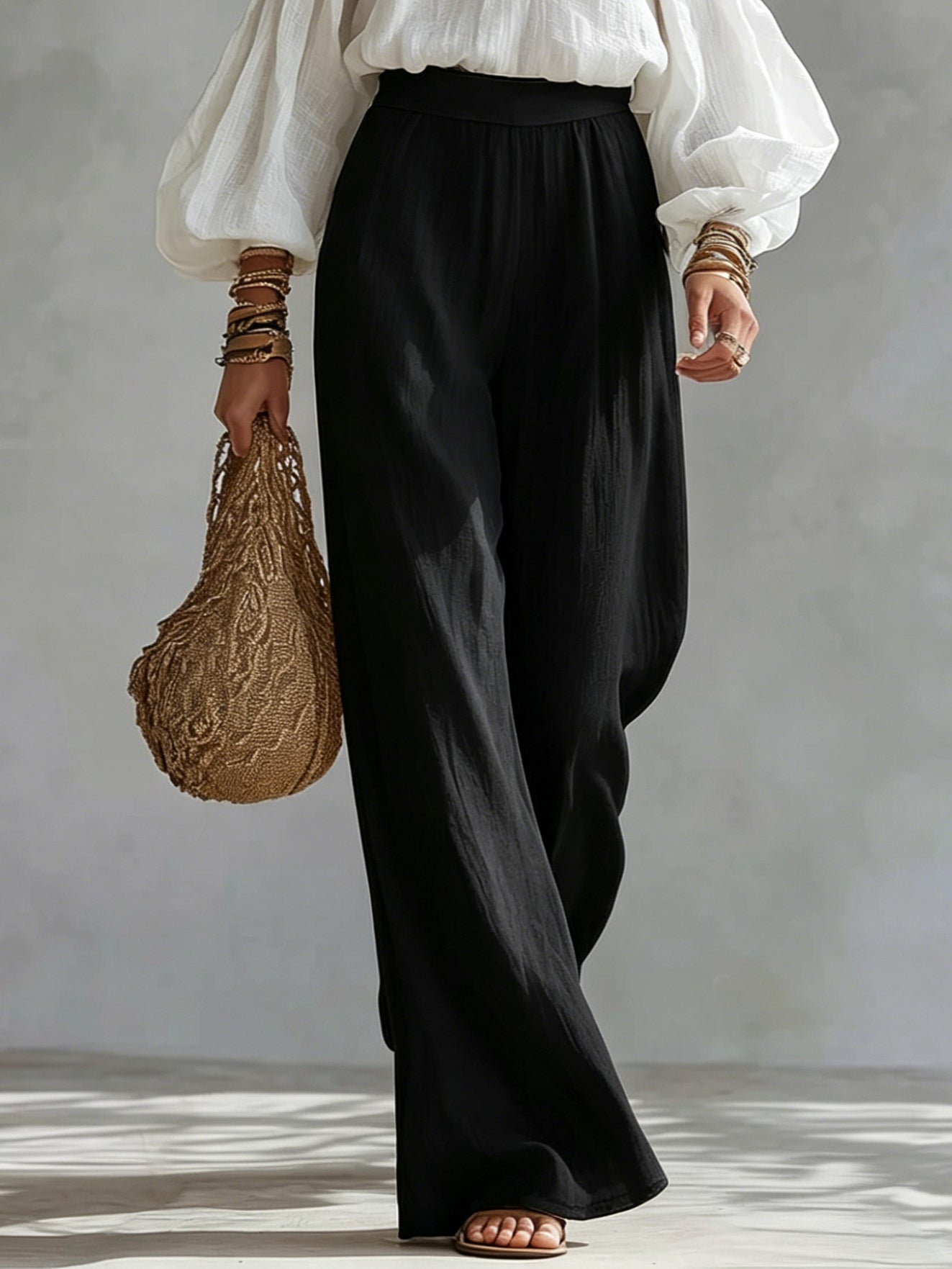 Ida | Sort-hvid sæt med top og bukser med vide ben med off-shoulder