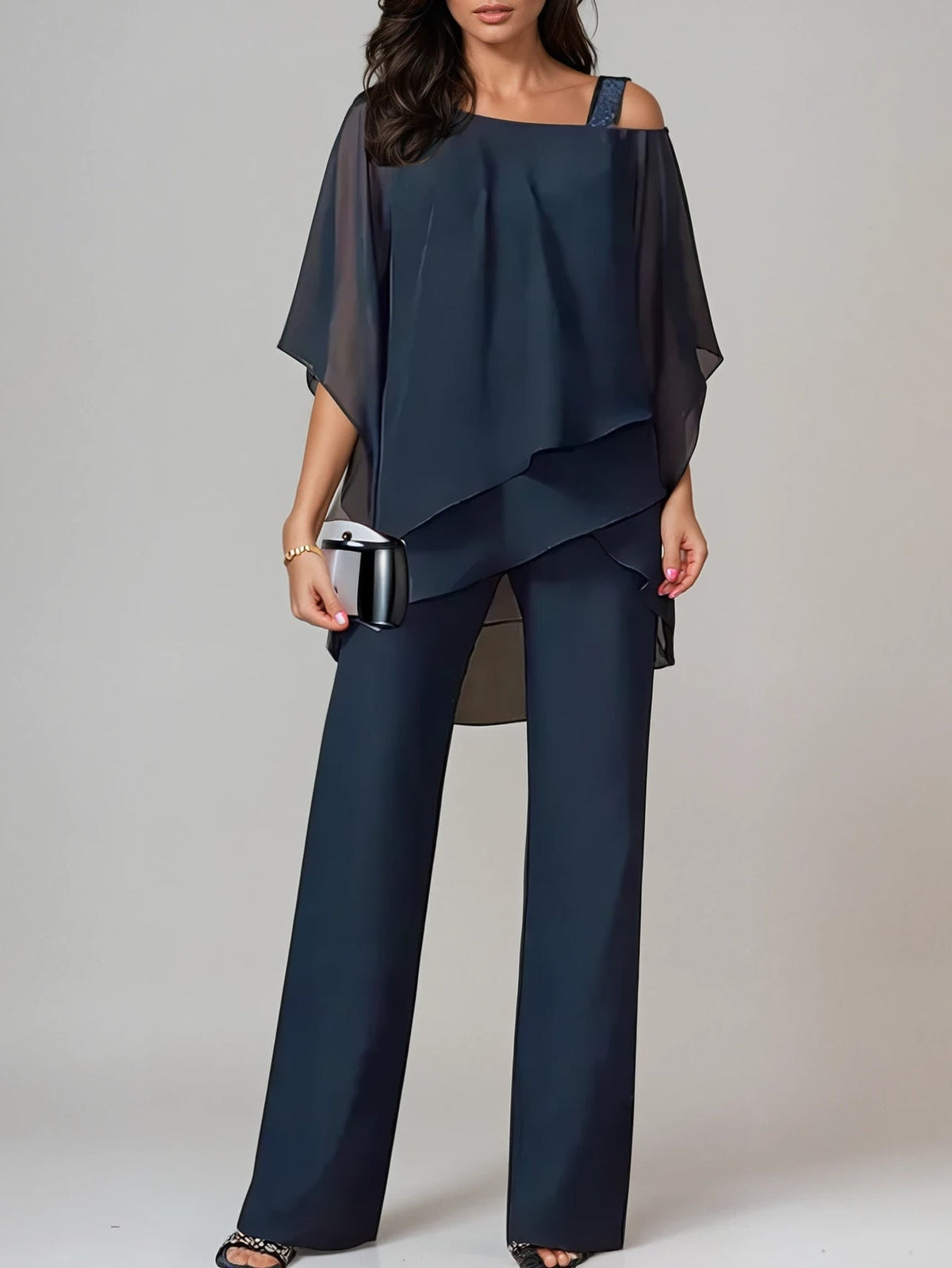 Amalie | Sæt med top og bukser med chiffon med off-shoulder