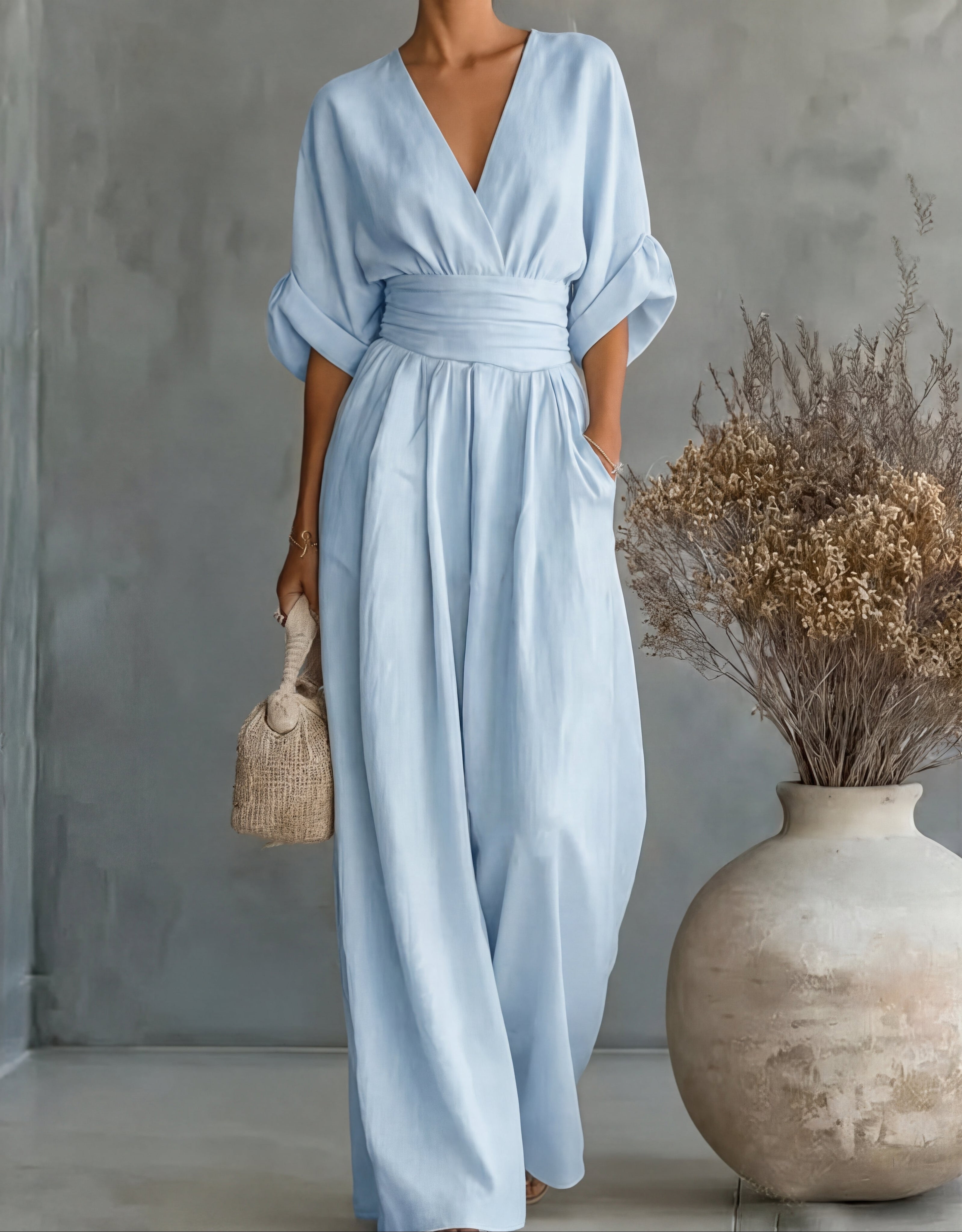 Noelia – Elegant jumpsuit med V-hals