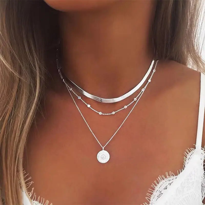 Sølvhalskædesæt med choker og vedhæng
