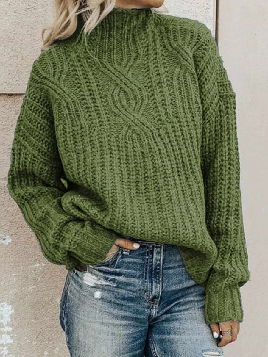 Agnes | Striktrøje med høj hals og pullover-pasform med kabelstrik