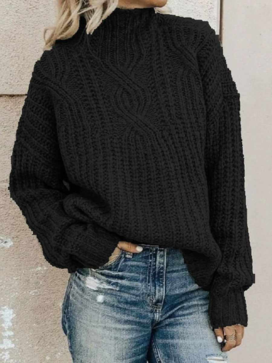 Agnes | Striktrøje med høj hals og pullover-pasform med kabelstrik