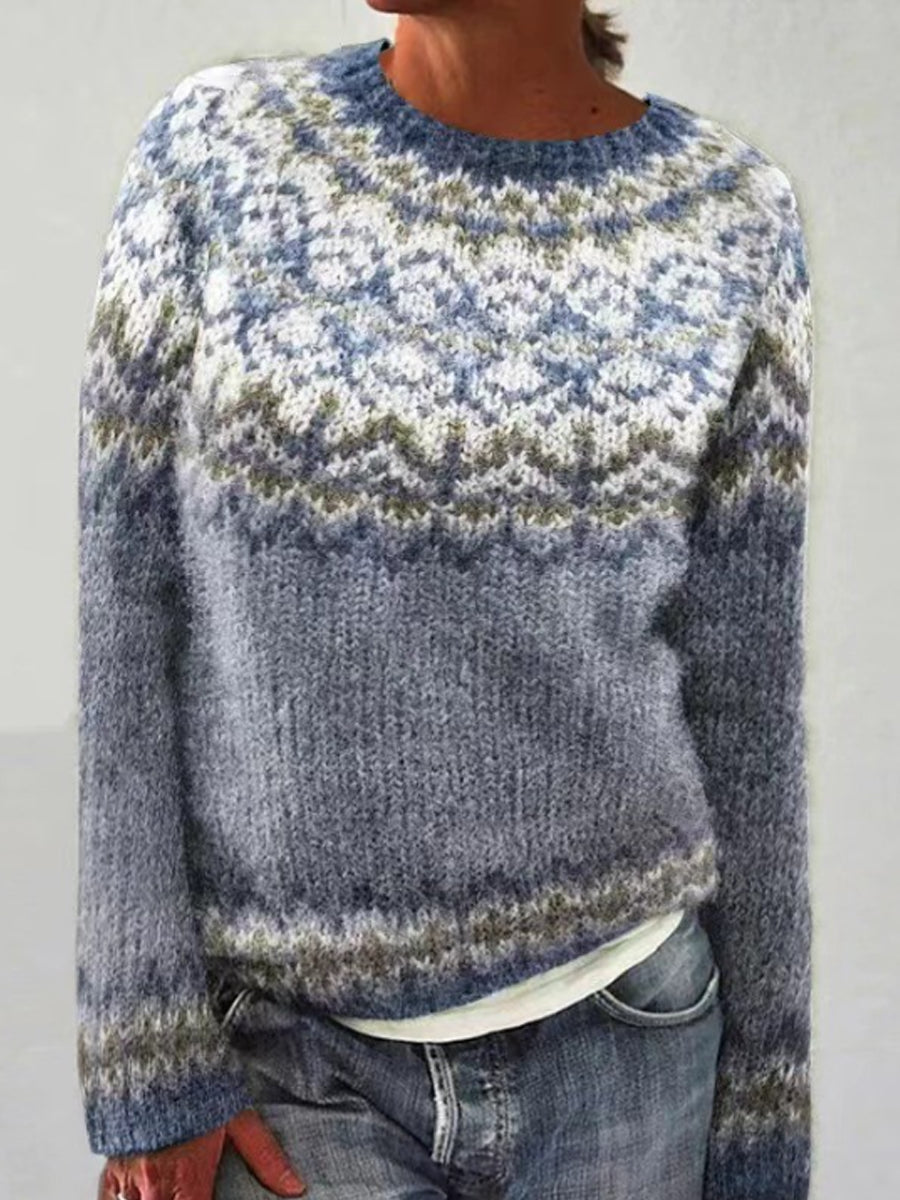 Malou | Grå striktrøje med rund hals og pullover-pasform med islandsk mønster