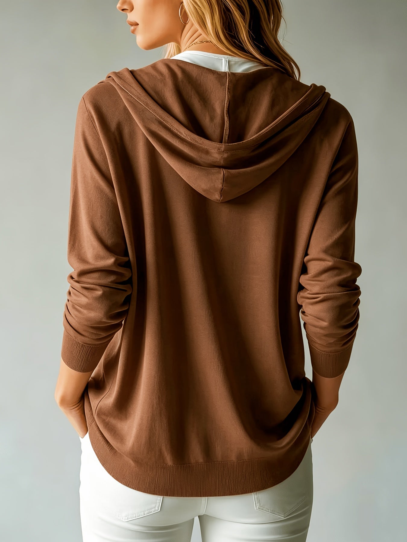 Sofie | Cappuccino cardigan med hætte og knapper