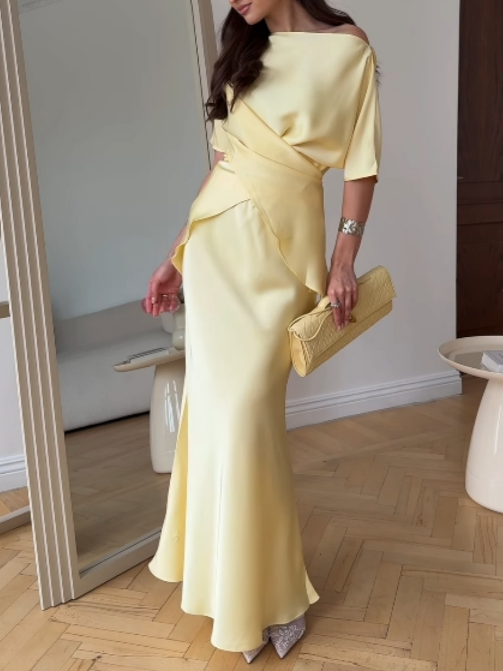Astrid | Sæt med top og nederdel med off-shoulder