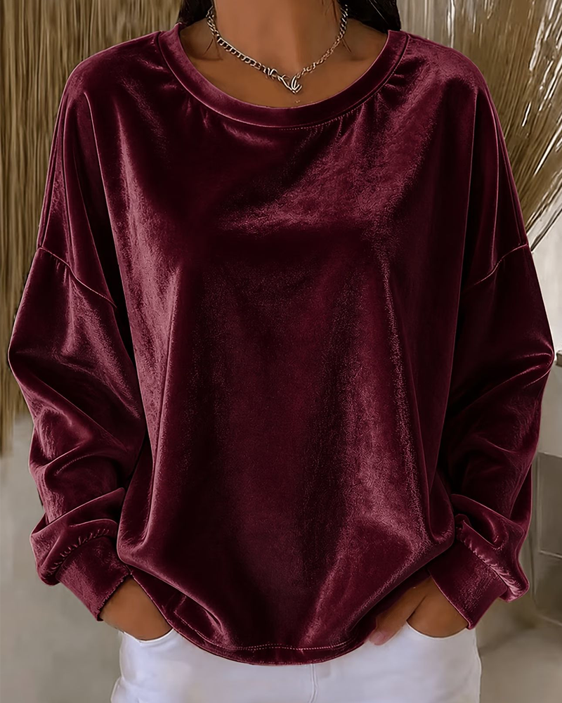Astrid | Afslappet bluse med rund hals og drop shoulder