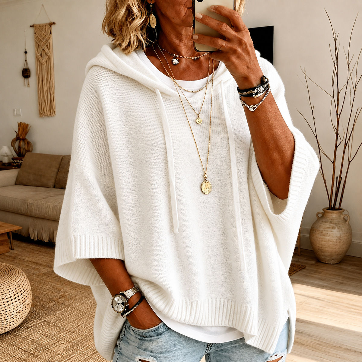 Janice | Strikponcho med hætte i hvid