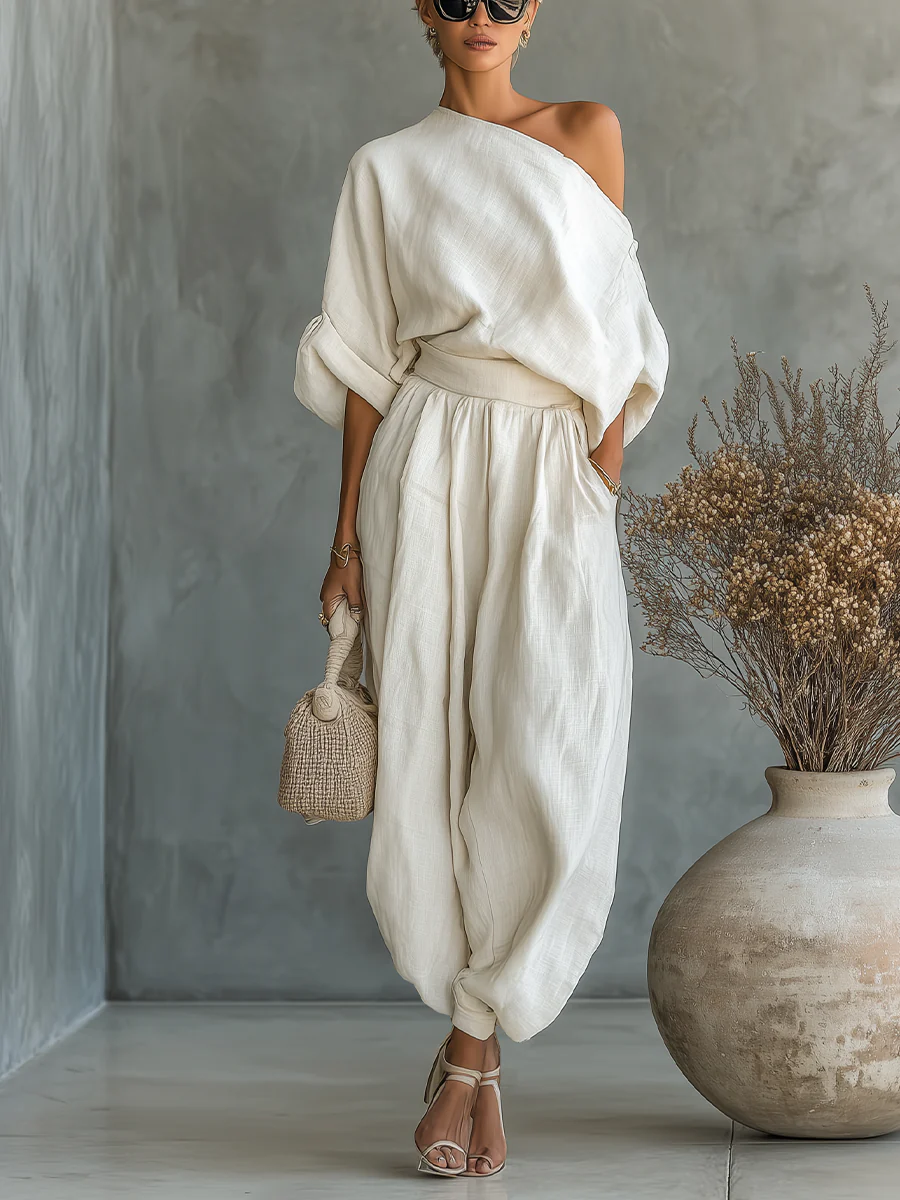 Signe | Råhvid-hvid sæt med top og bukser med off-shoulder
