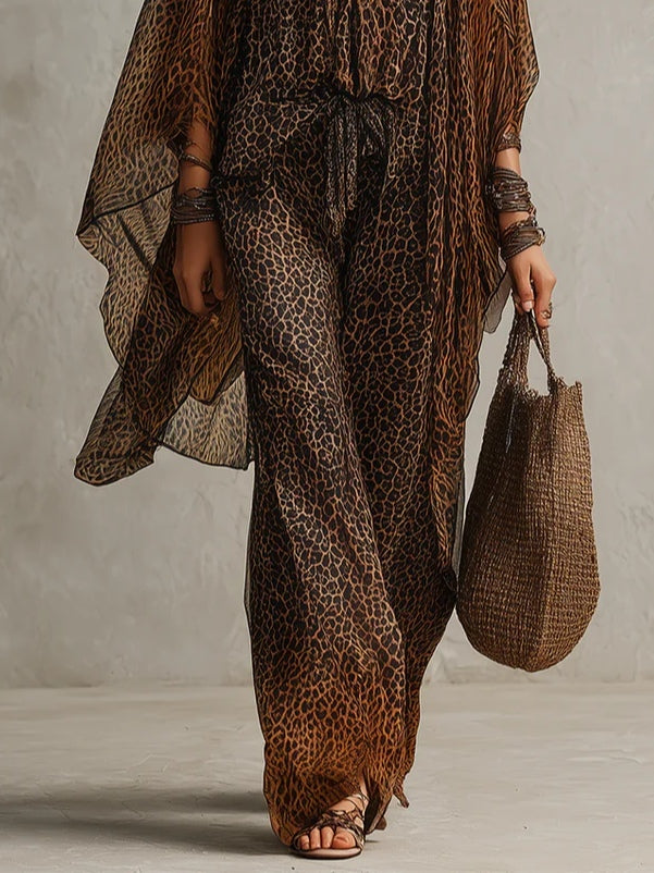Viola | Tredelt sæt med kimono med leopardprint med boheme