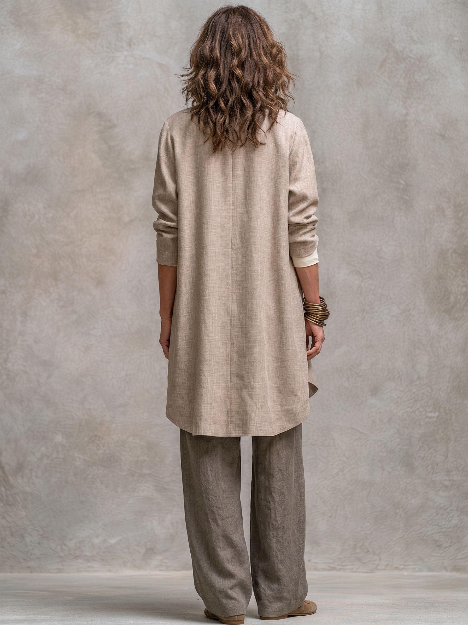 Freja | Beige-grå sæt med top og bukser med vide ben
