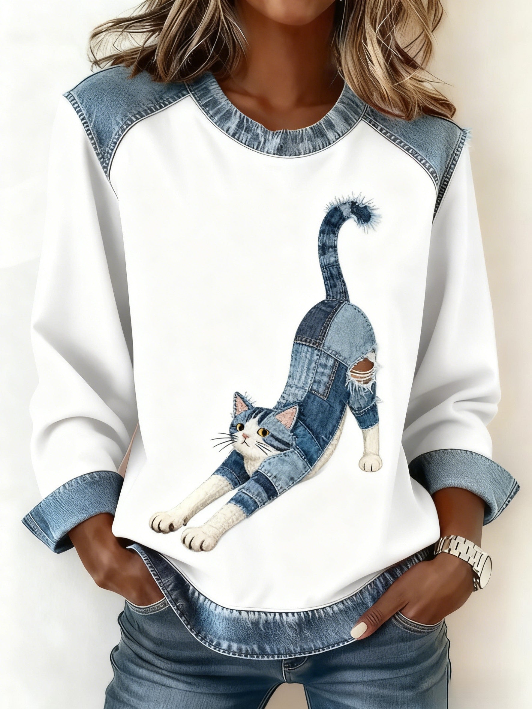 Mille | Top med denim patchwork og kattemotiv