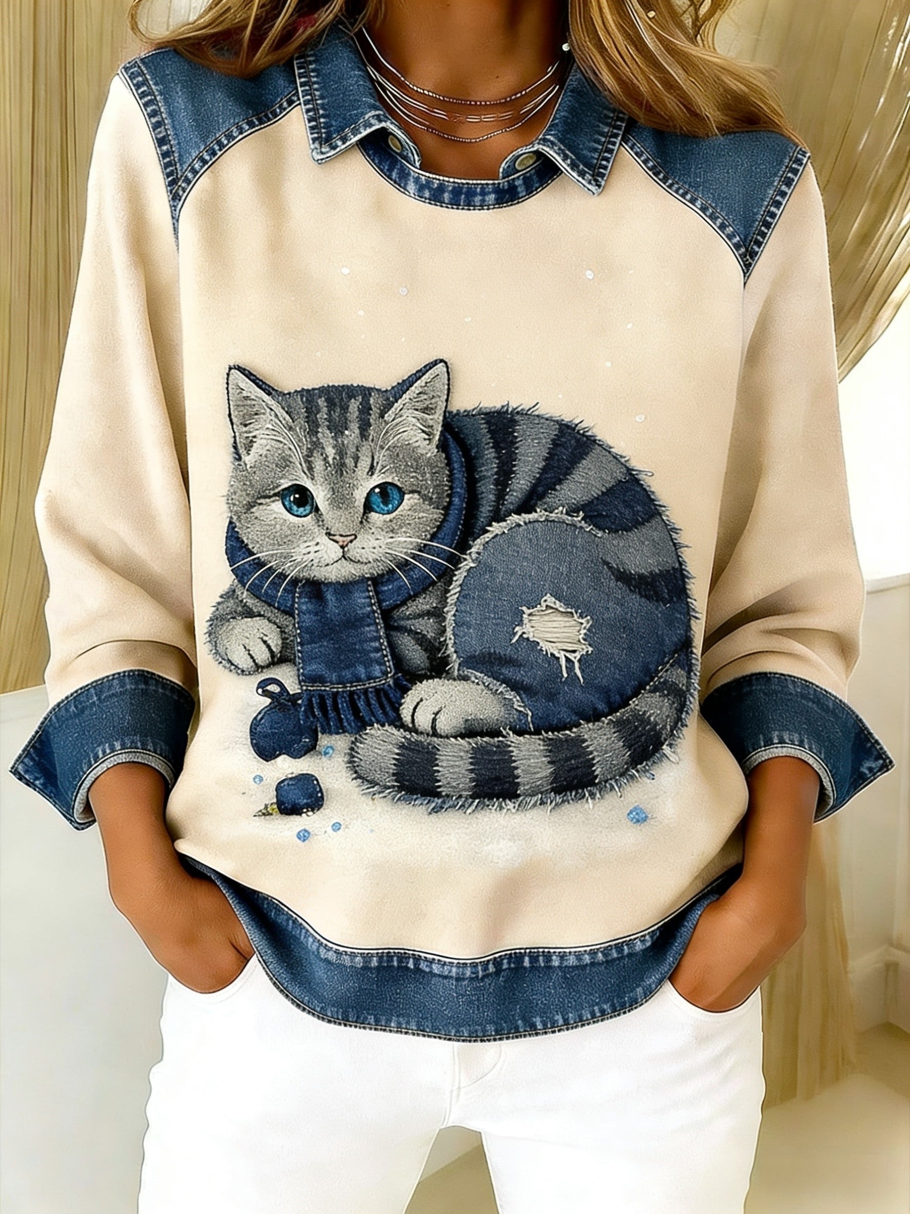 Asta Sofie | Sweatshirt med denim patchwork og kunstprint