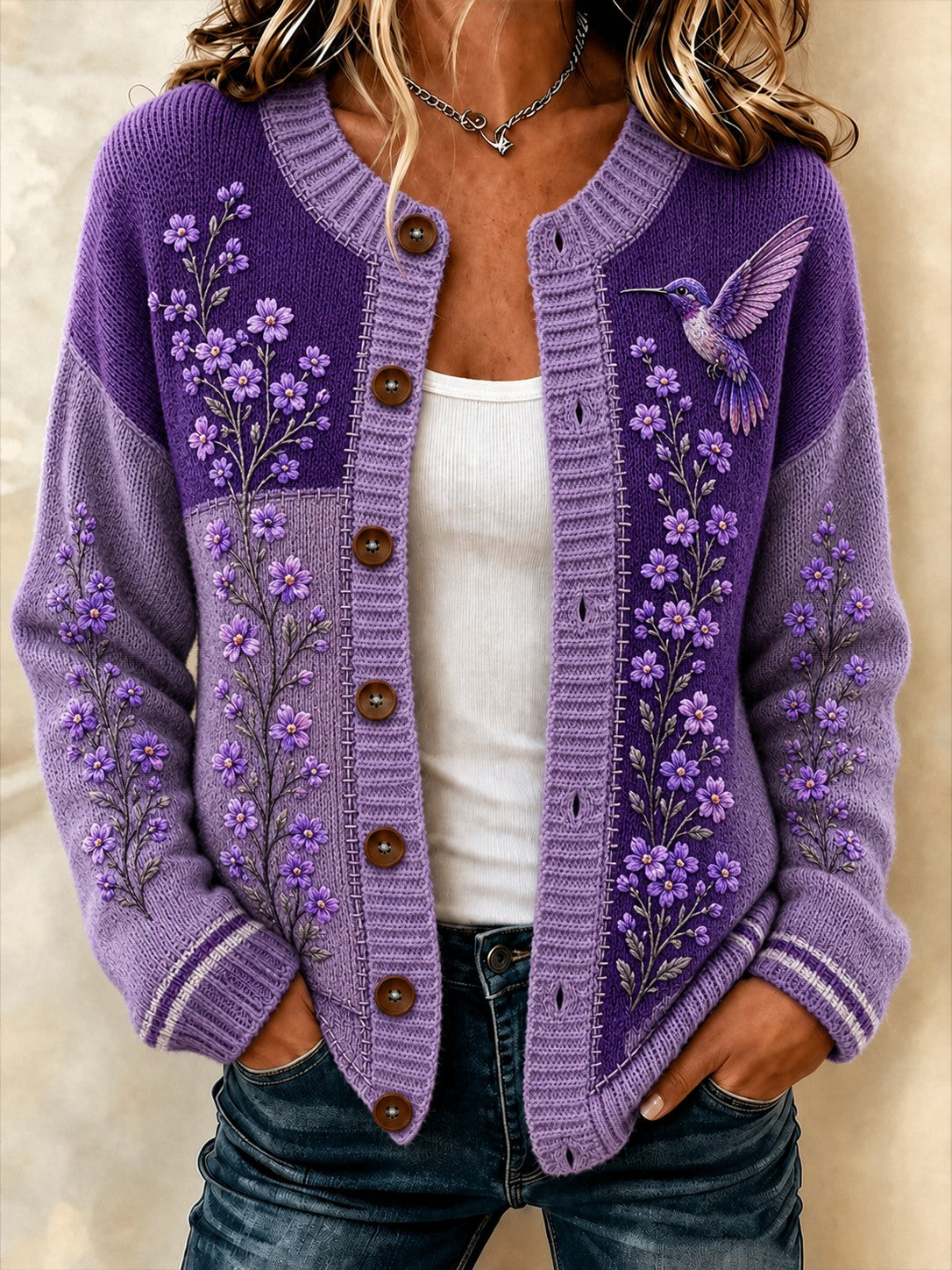 Emma | Blød cardigan med blomster og lilla båndprint